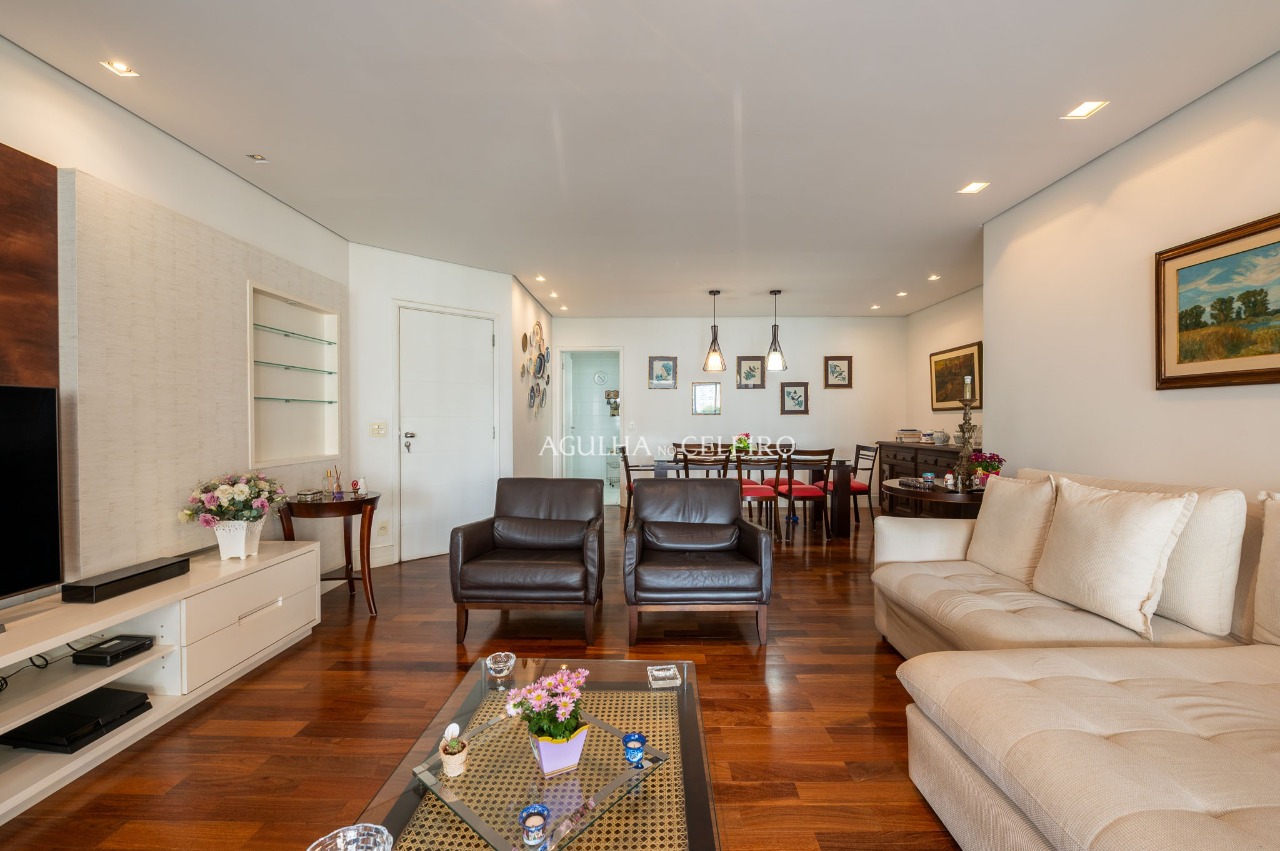 Apartamento com Varanda Gourmet em Condomínio com Lazer em Campo Belo. – 20700