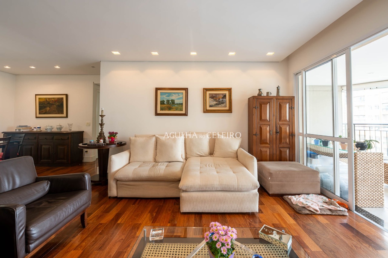 Apartamento com Varanda Gourmet em Condomínio com Lazer em Campo Belo. – 20700