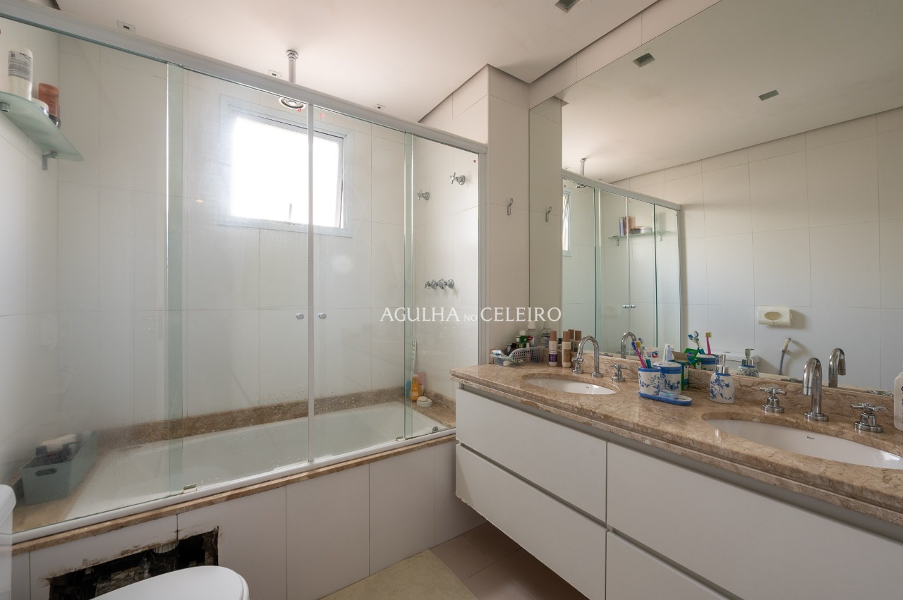 Apartamento com Varanda Gourmet em Condomínio com Lazer em Campo Belo. – 20700