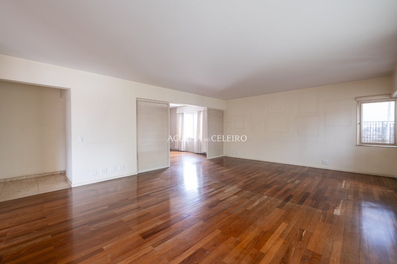 Charme e praticidade no coração dos Jardins – 20777