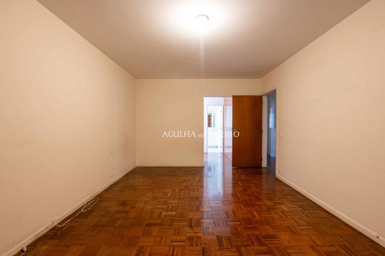 Charme e praticidade no coração dos Jardins – 20777