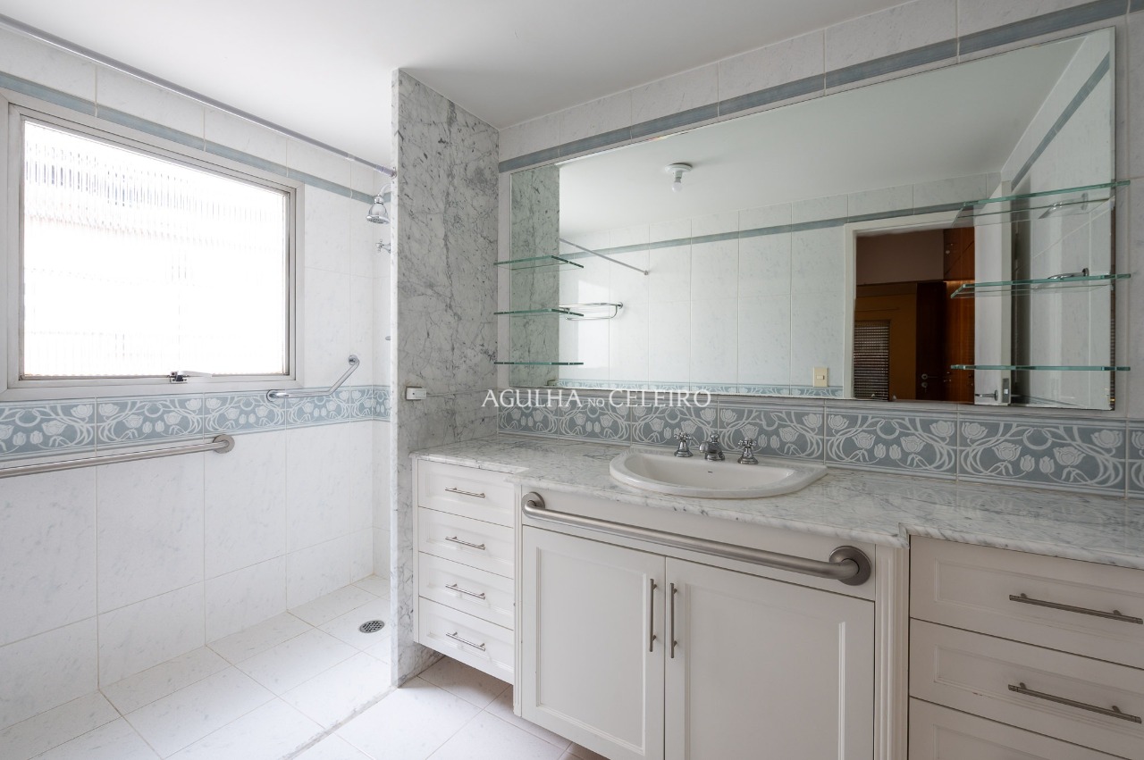 Charme e praticidade no coração dos Jardins – 20777