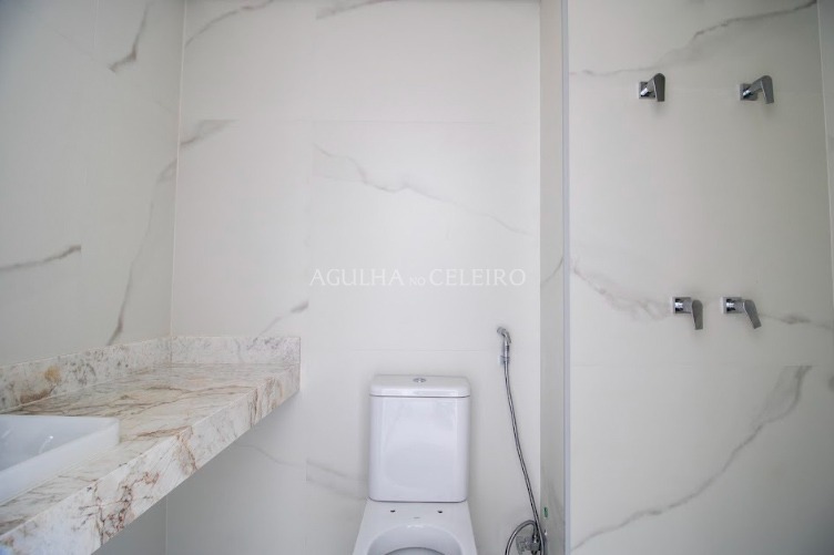 Apartamento novo com varanda gourmet à venda em Moema – 20836