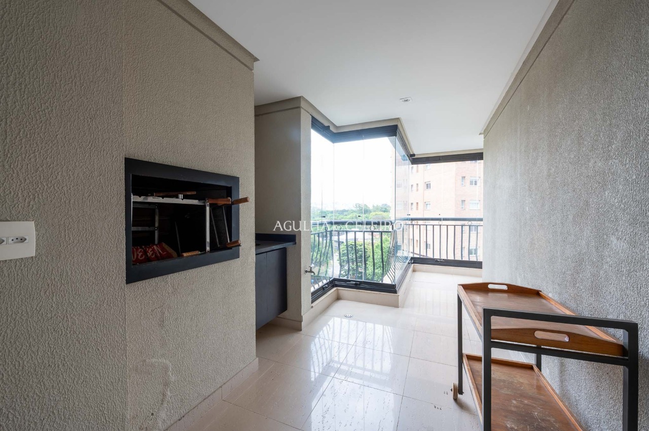 Apartamento de alto padrão em Moema com vista para Jardim Luzitania – 20855