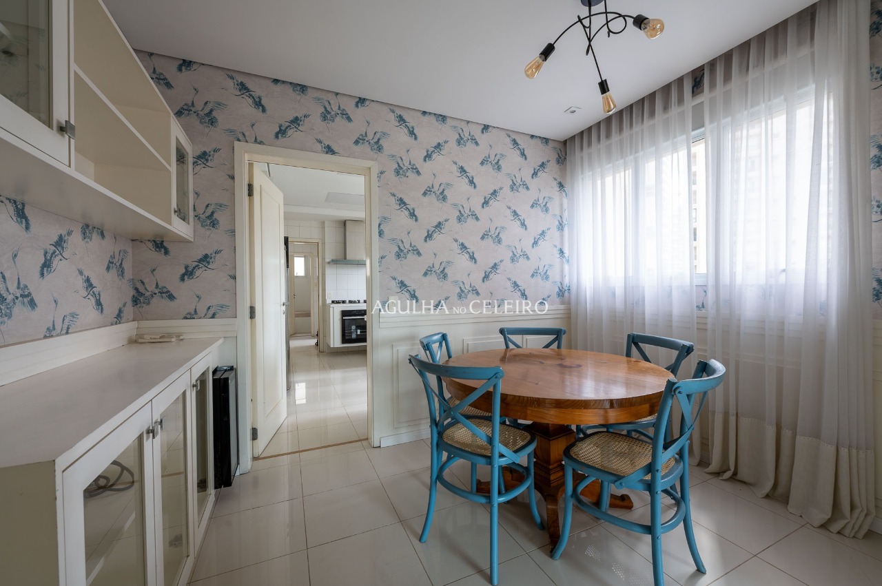 Apartamento de alto padrão em Moema com vista para Jardim Luzitania – 20855