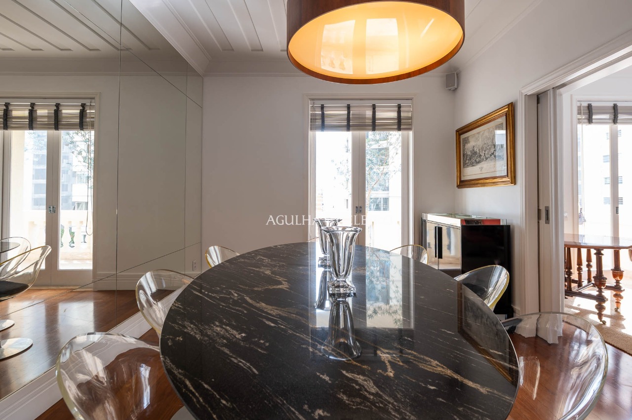 Apartamento reformado e mobiliado para locação no Jardim América – 20868