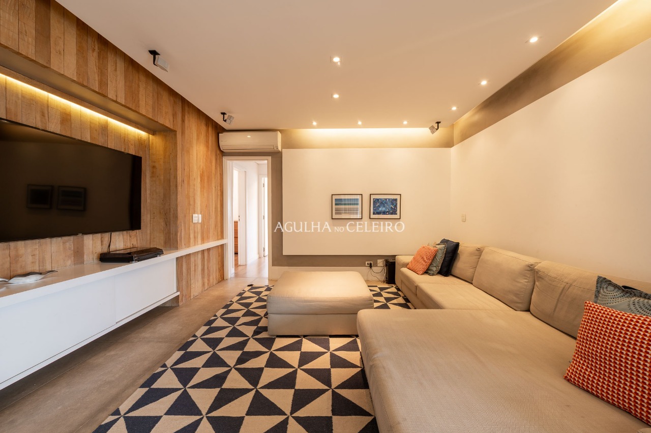 Apartamento em prédio desejado na Vila Olímpia – 20872