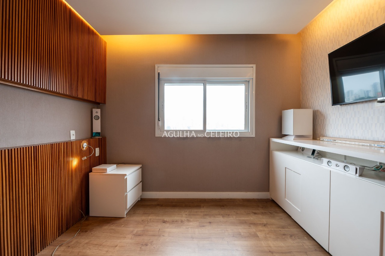 Apartamento em prédio desejado na Vila Olímpia – 20872