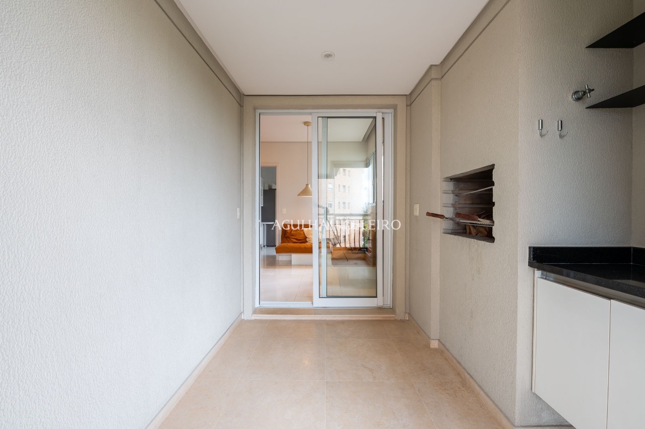 Apartamento na melhior localização de Moema – 20880