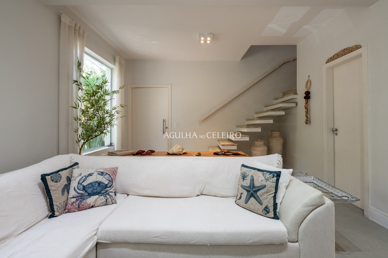 Casa de Vila charmosa à venda no Jardim Paulista. – 20894