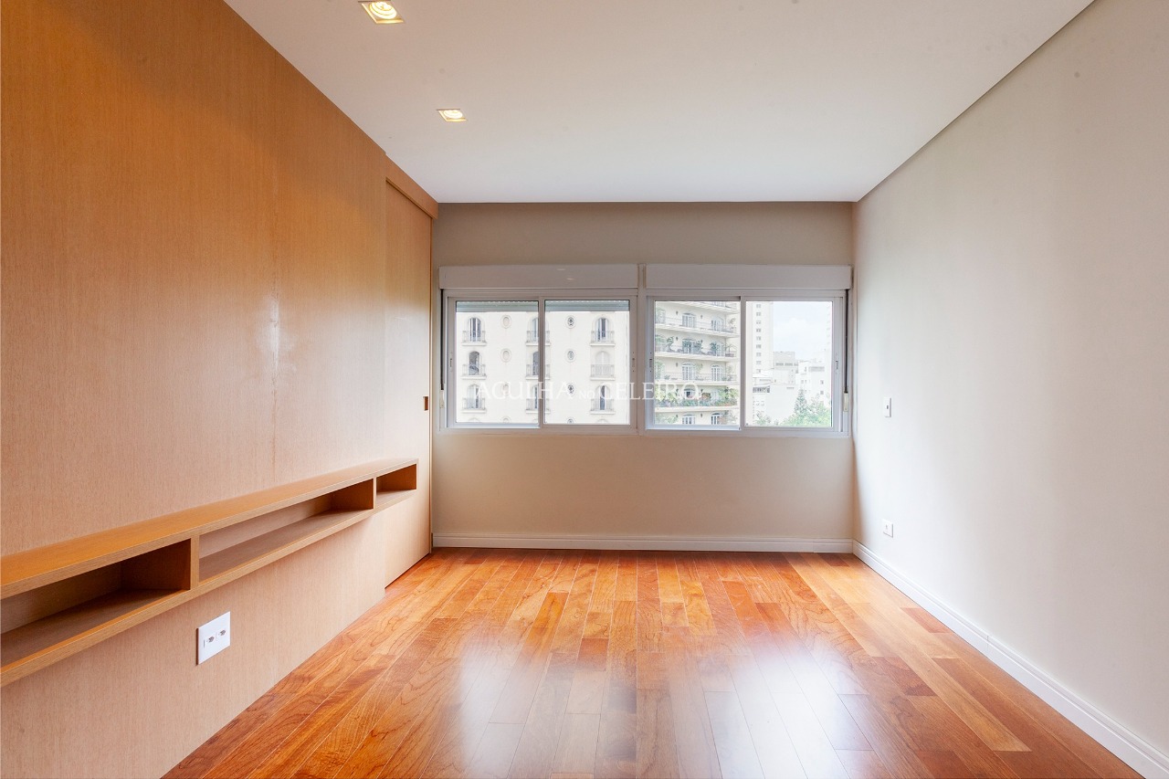 Apartamento com muita incidência solar à venda no Jardim América – 9257