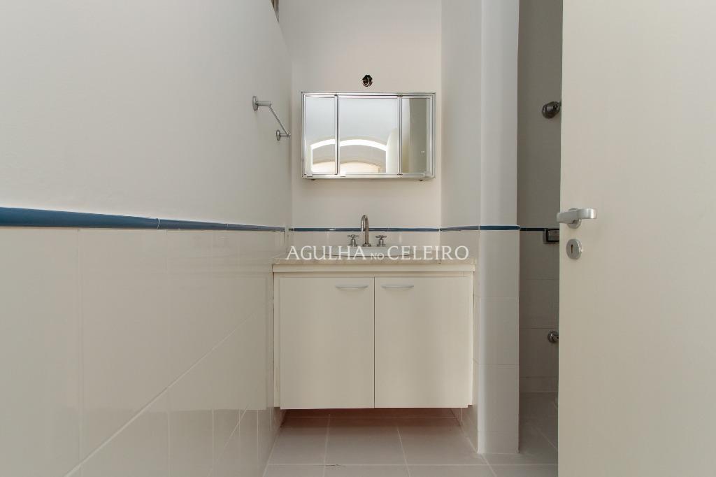 Apartamento próximo ao Clube Pinheiros à venda no Jardim Europa – AP4161