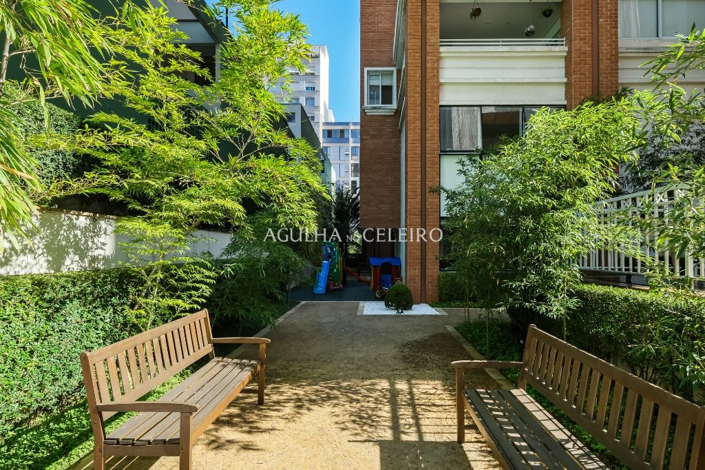 Lazer completo em duplex imperdível totalmente reformado à venda em Pinheiros. – AP7577