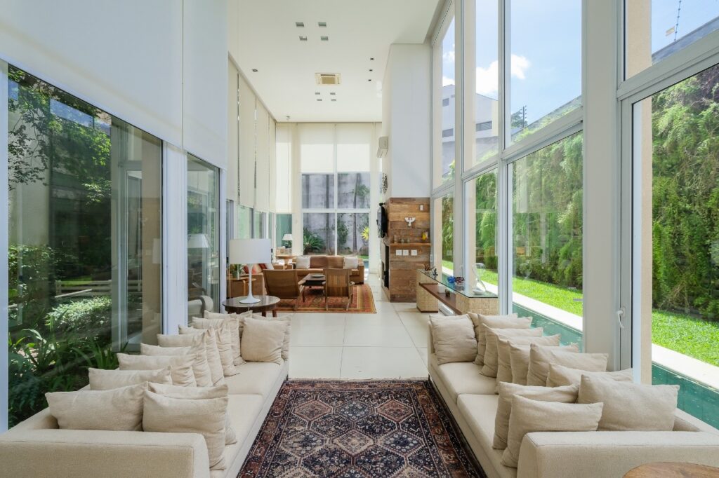 Casa exclusiva mais que especial à venda na Vila Madalena. – CA0540