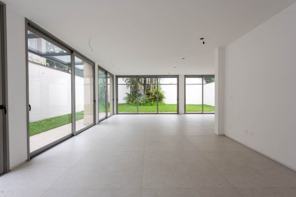 Conforto, espaço e sustentabilidade em casa nova e exclusiva. – 21525