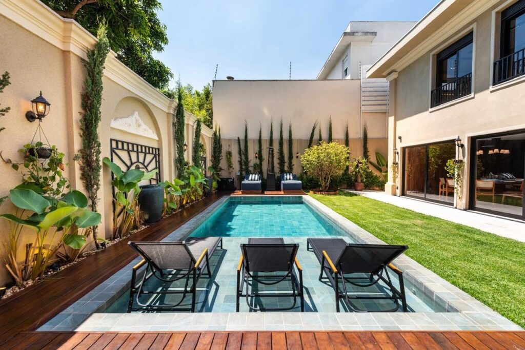 Residência exclusiva que redefine seu jeito de viver com sofisticação e conforto. – 21606