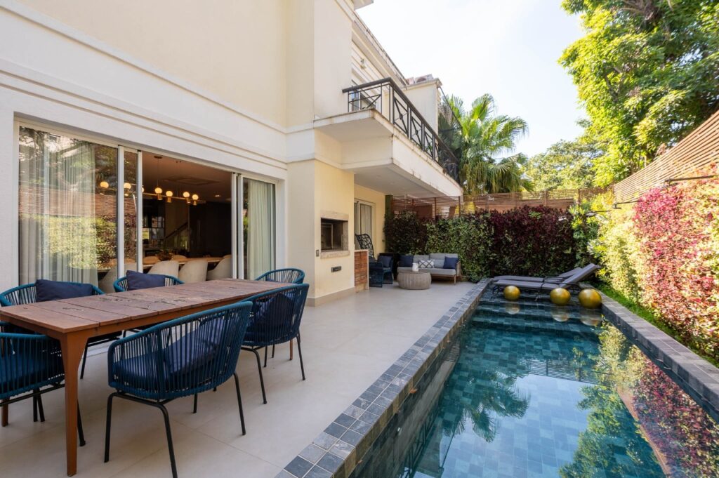 Casa alto astral em condomínio no Cidade Jardim – 21720