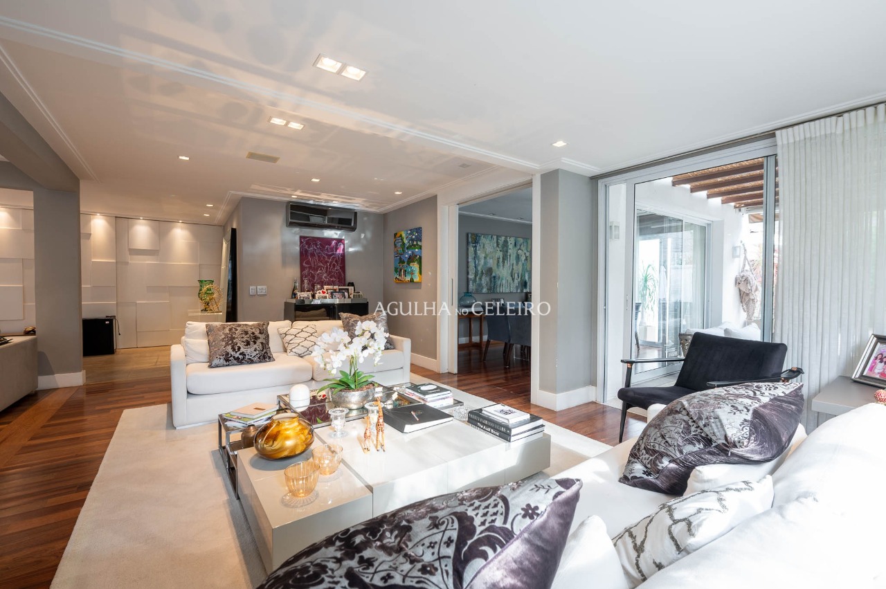 Casa maravilhosa à venda no Cidade Jardim. – 22061