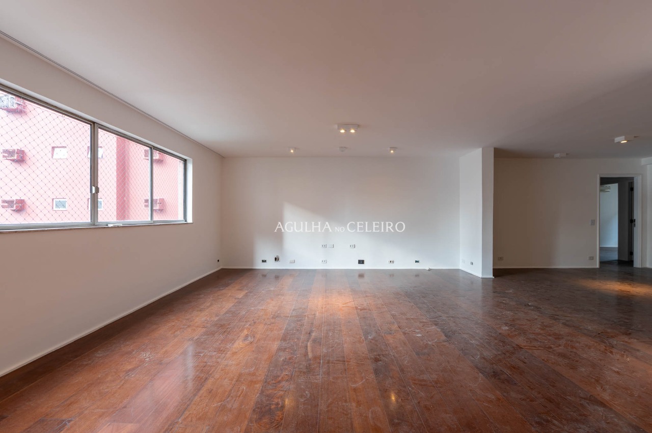 Apartamento à venda no Itaim Bibi. – 22090
