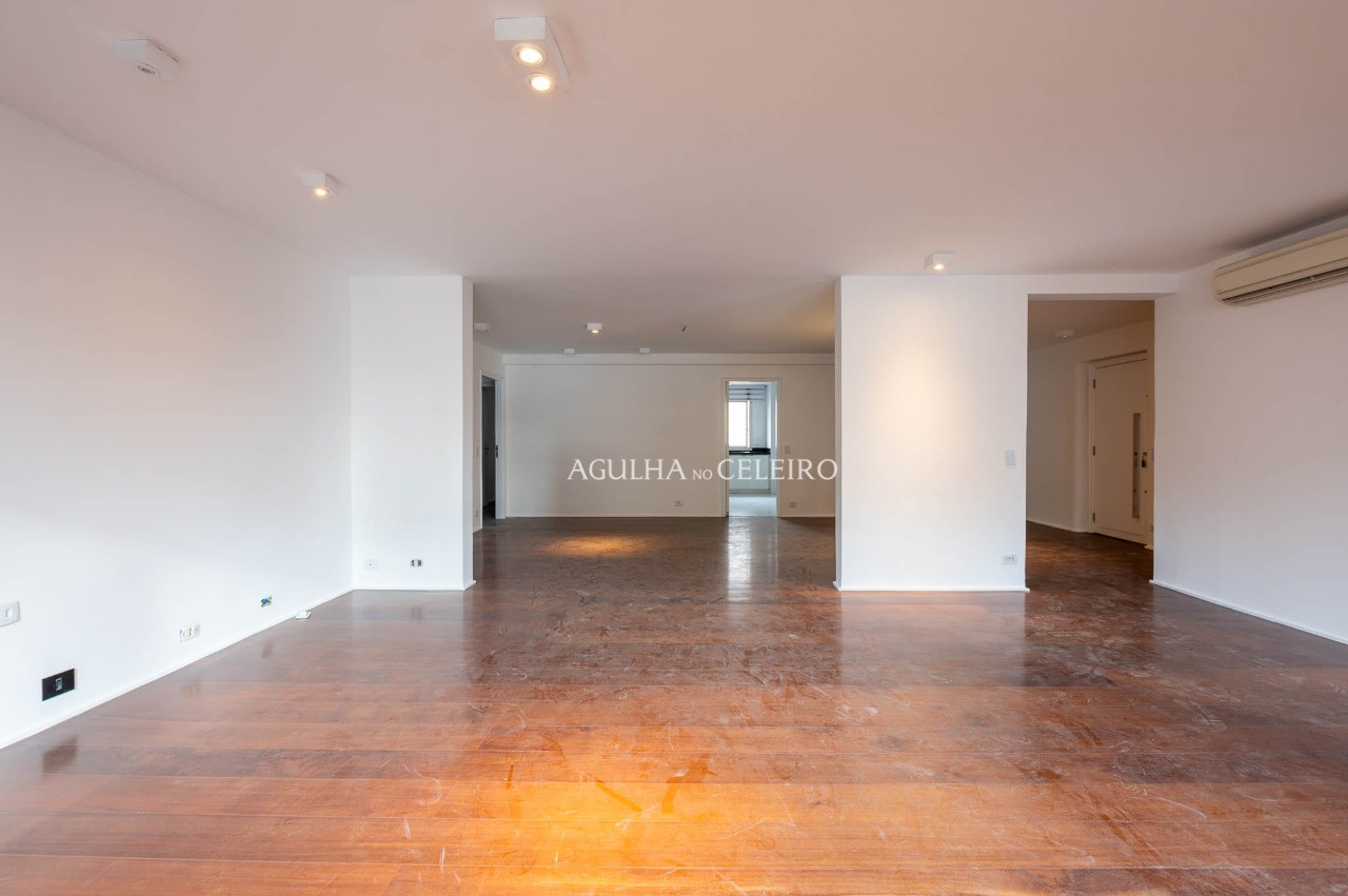 Apartamento à venda no Itaim Bibi. – 22090