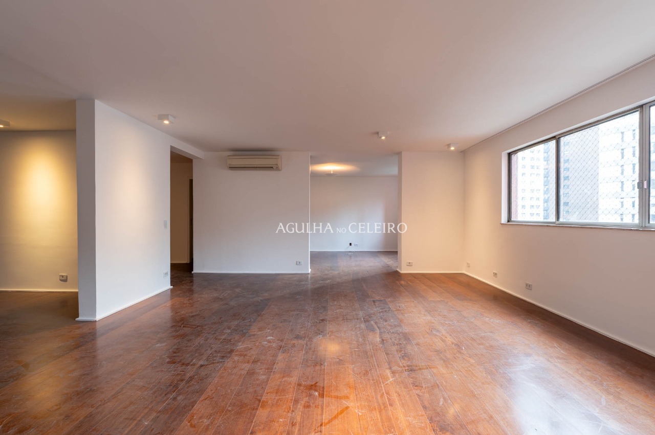 Apartamento à venda no Itaim Bibi. – 22090