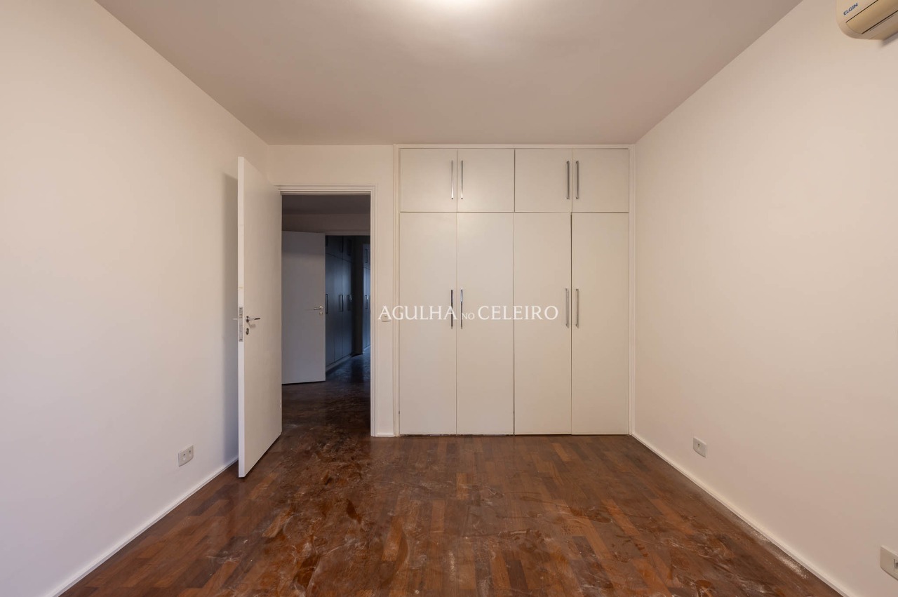 Apartamento à venda no Itaim Bibi. – 22090