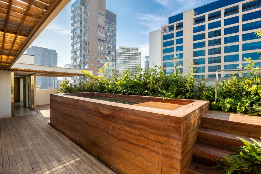 Cobertura reformada com projeto de arquitetura diferenciado em Moema – 20128