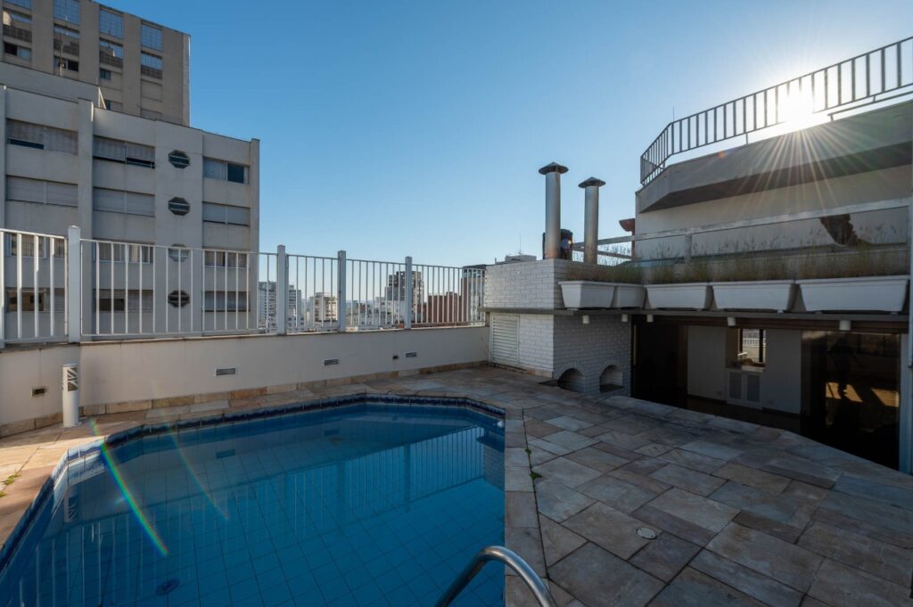 Cobertura com 320m2 e vista livre no Jardim América – 22158