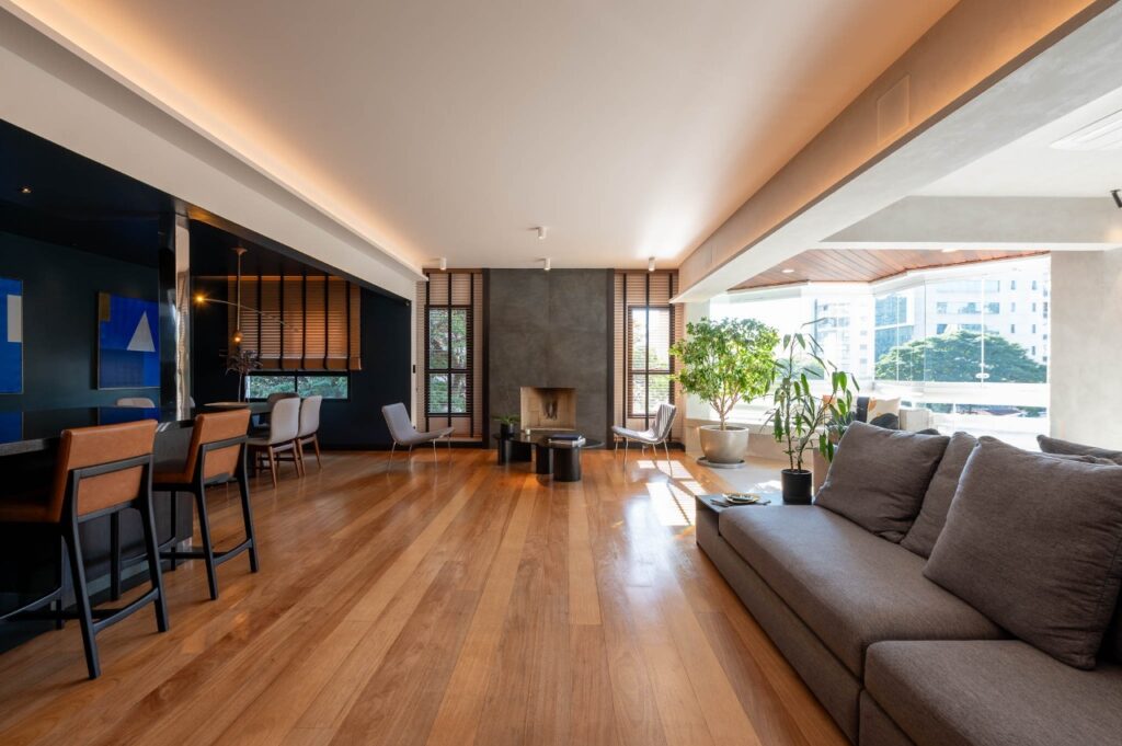 Apartamento Amplo, Iluminado e Bem Localizado – 22349