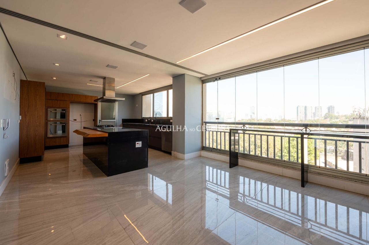Exclusividade e design em cada detalhe com vista privilegiada. – 22407