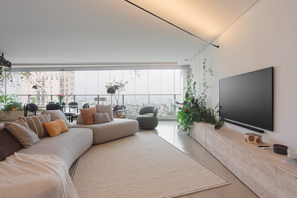 Apartamento maravilhoso, reformado com vista ampla para o Jardim América. – 14053