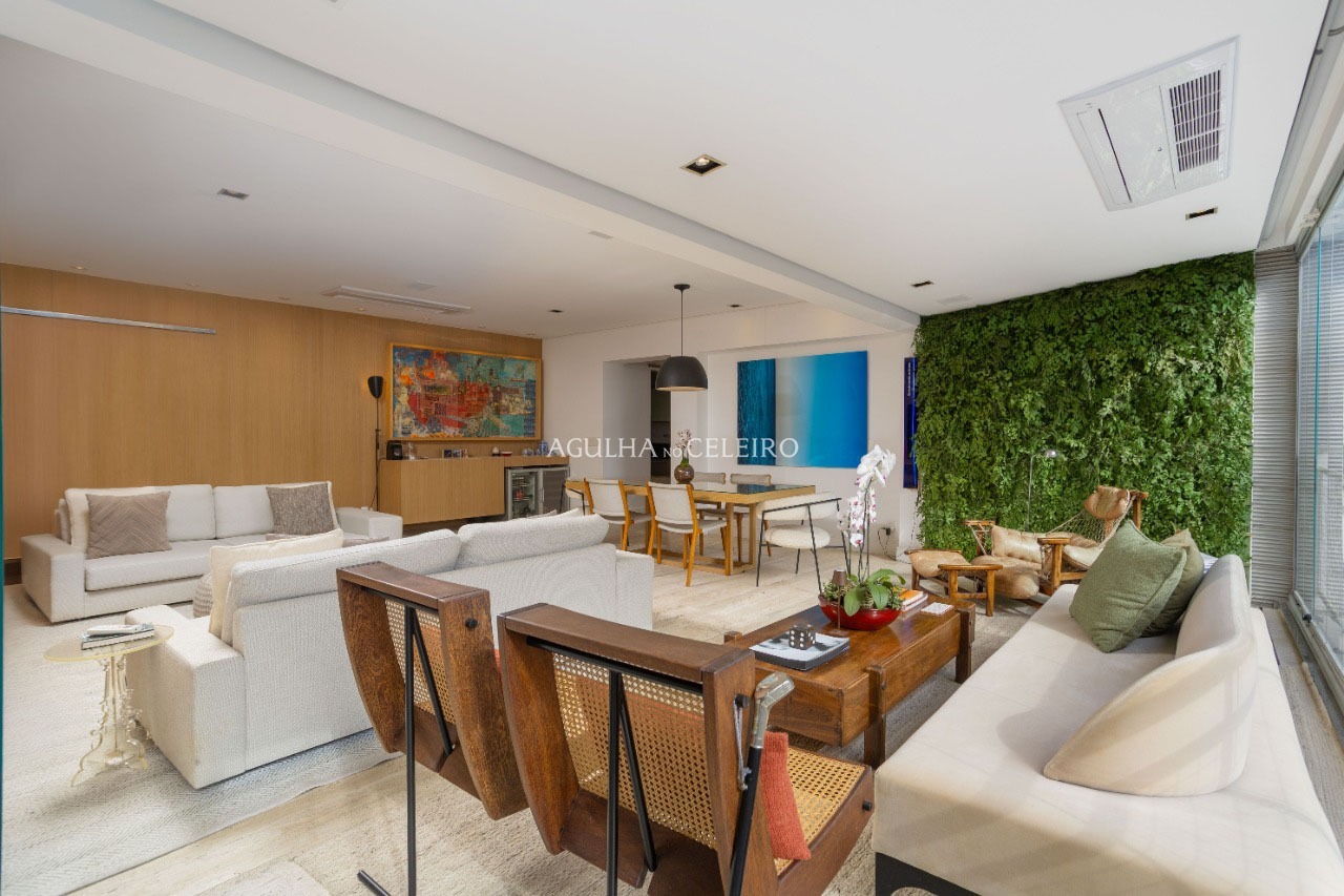 Itaim Bibi: 169m² com Projeto Triplex Arquitetura em Rua Nobre – 22050