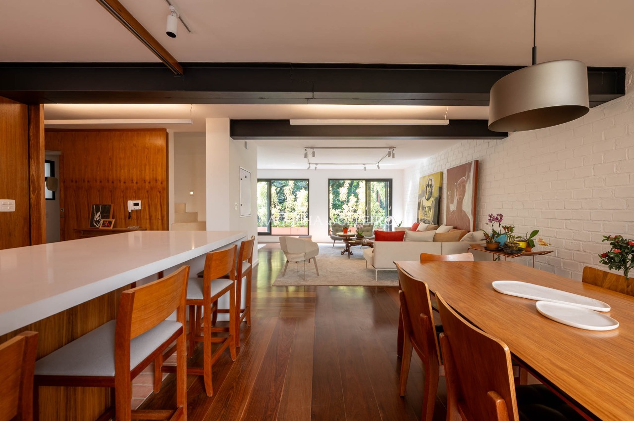 Casa reformada à venda na Vila Madalena. – 22162
