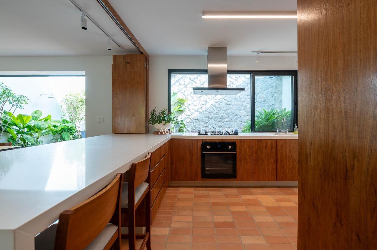 Casa reformada à venda na Vila Madalena. – 22162