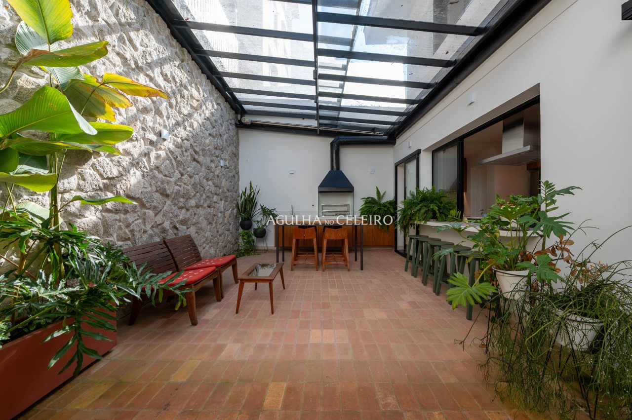 Casa reformada à venda na Vila Madalena. – 22162