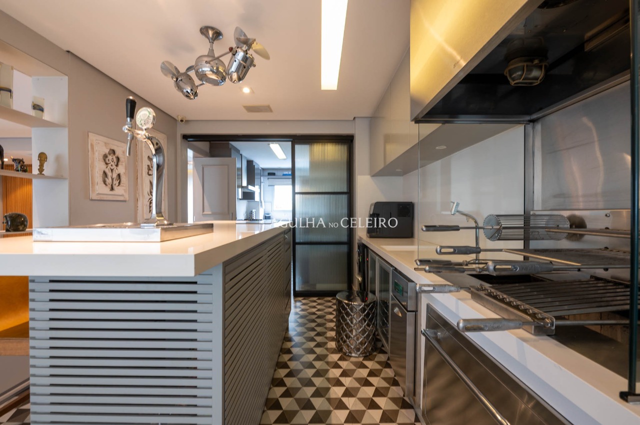 Apartamento reformado à venda na Vila Mariana. – 22295