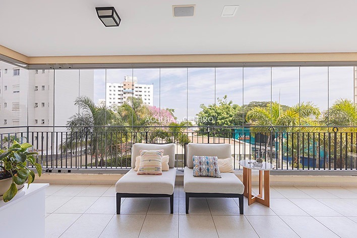 Espaço, vista permanente e quatro suítes no Paraíso – 22530