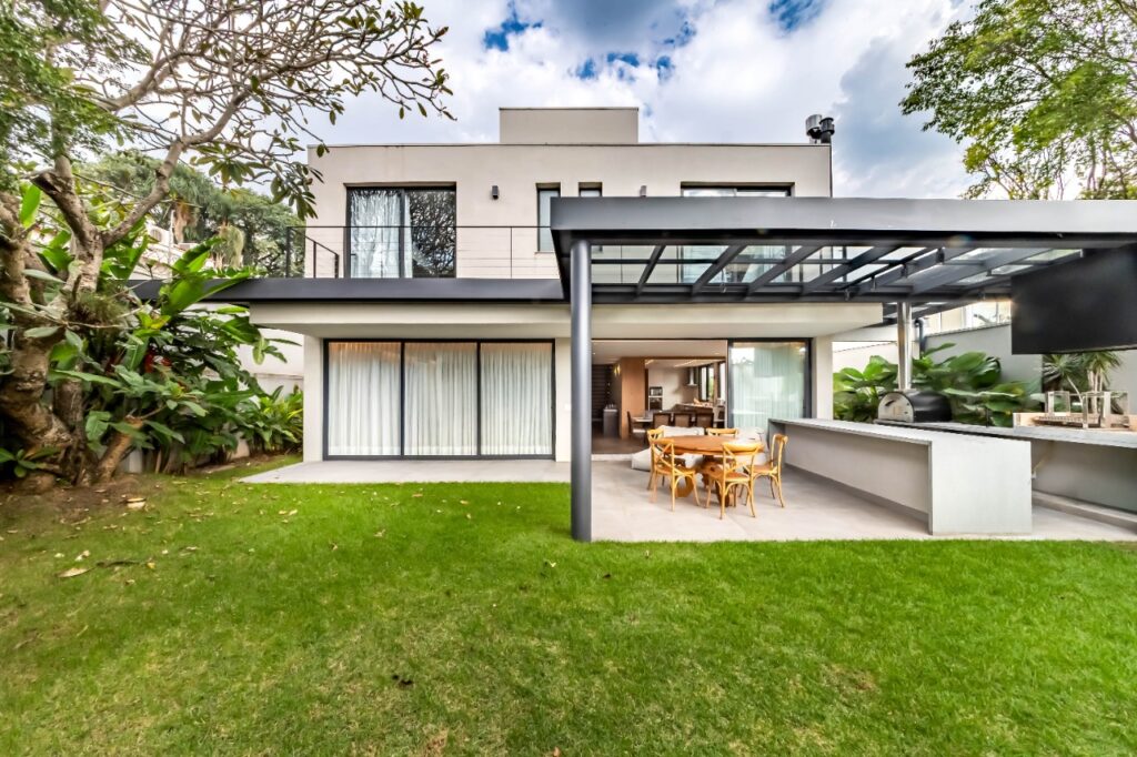 Casa com rooftop, muita luz natural e projeto com integração, para viver bem no Alto de Pinheiros. – 22572