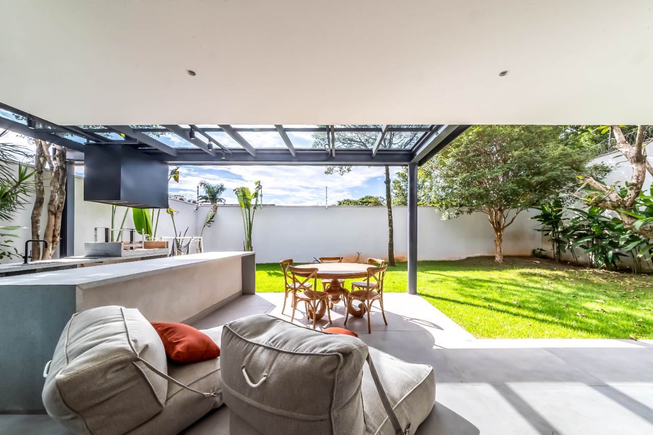 Casa com rooftop, muita luz natural e projeto com integração, para viver bem no Alto de Pinheiros. – 22572