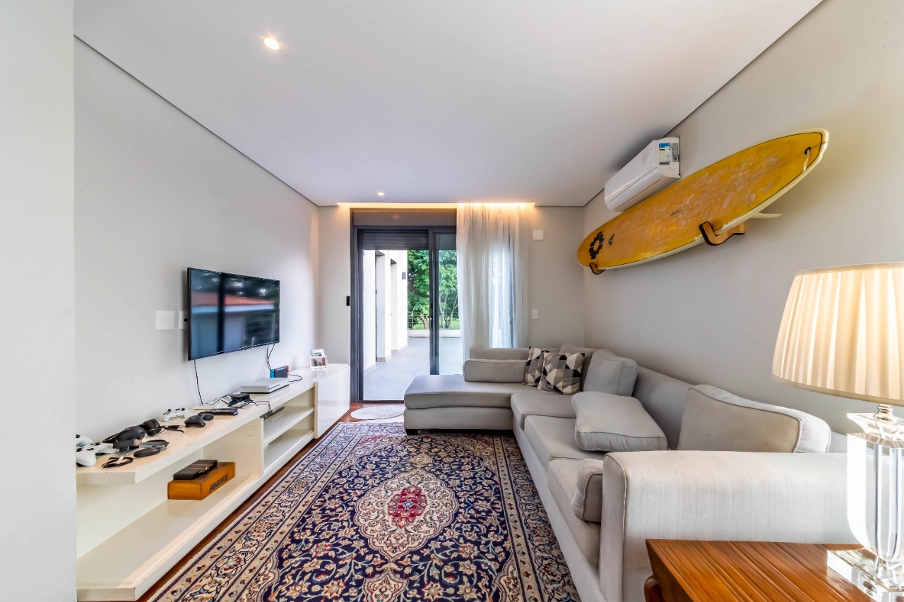 Casa com rooftop, muita luz natural e projeto com integração, para viver bem no Alto de Pinheiros. – 22572