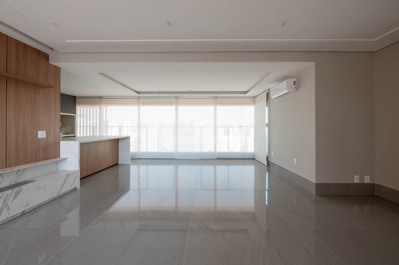 Apartamento impecável com vista panorâmica, próximo ao Parque Ibirapuera. – 22602