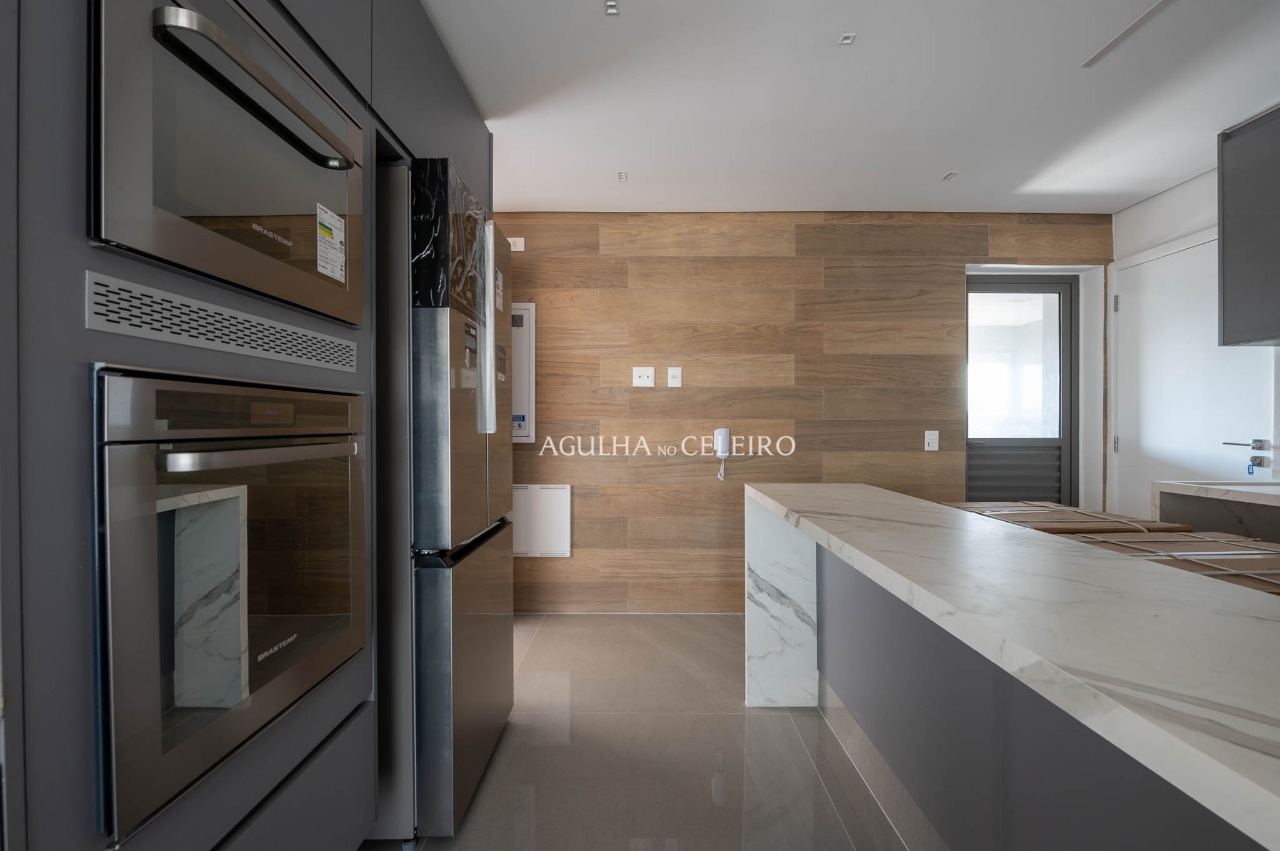 Apartamento impecável com vista panorâmica, próximo ao Parque Ibirapuera. – 22602