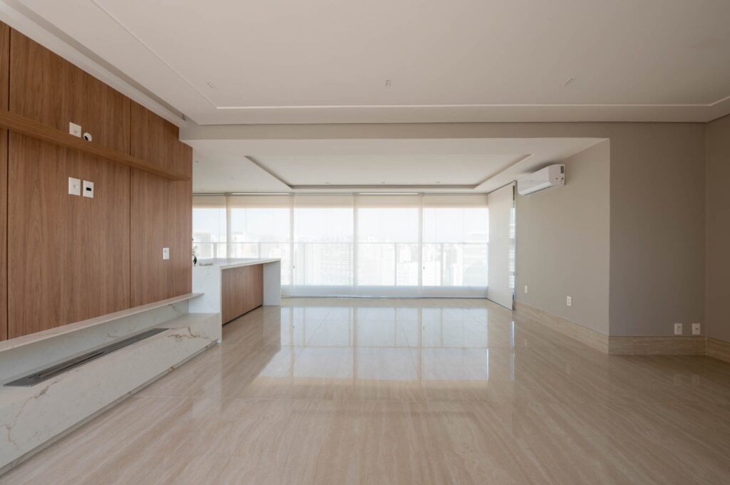 Apartamento sofisticado com vista panorâmica em localização privilegiada. – 22603
