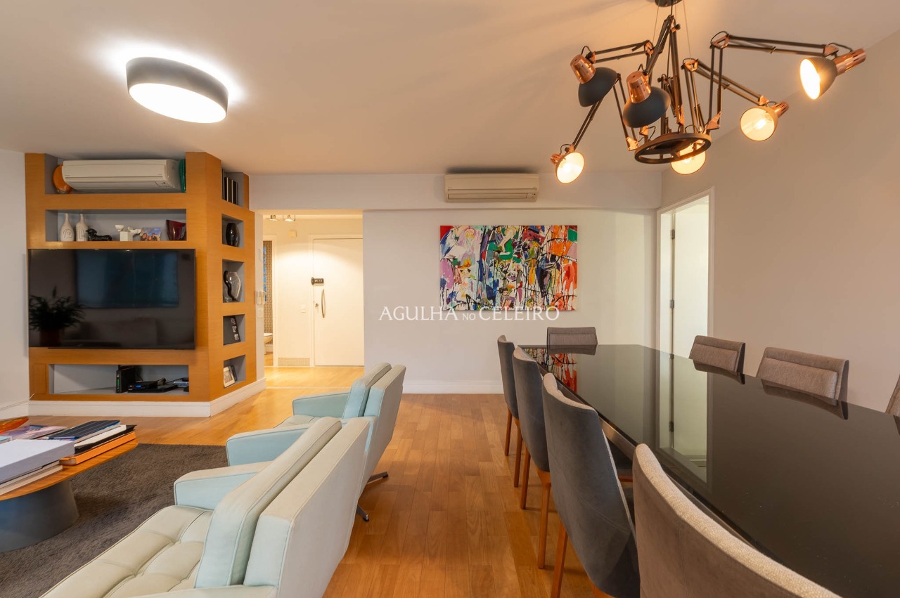 Apartamento com 3 Dormitórios (1 Suíte) e Quadra de Tênis no Itaim Bibi – 22606