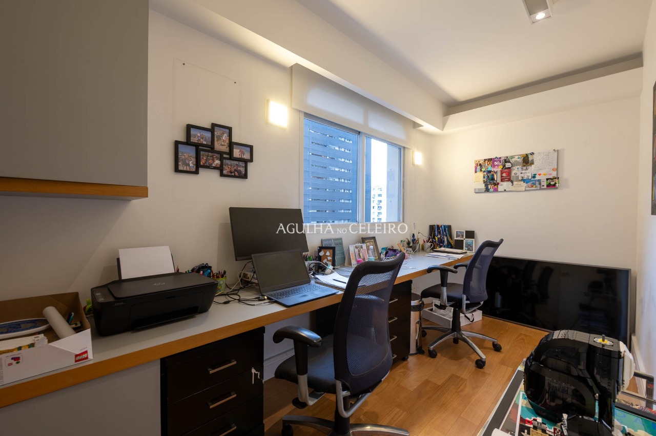 Apartamento com 3 Dormitórios (1 Suíte) e Quadra de Tênis no Itaim Bibi – 22606