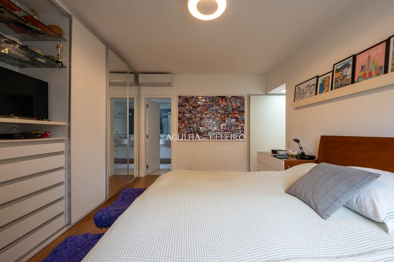 Apartamento com 3 Dormitórios (1 Suíte) e Quadra de Tênis no Itaim Bibi – 22606