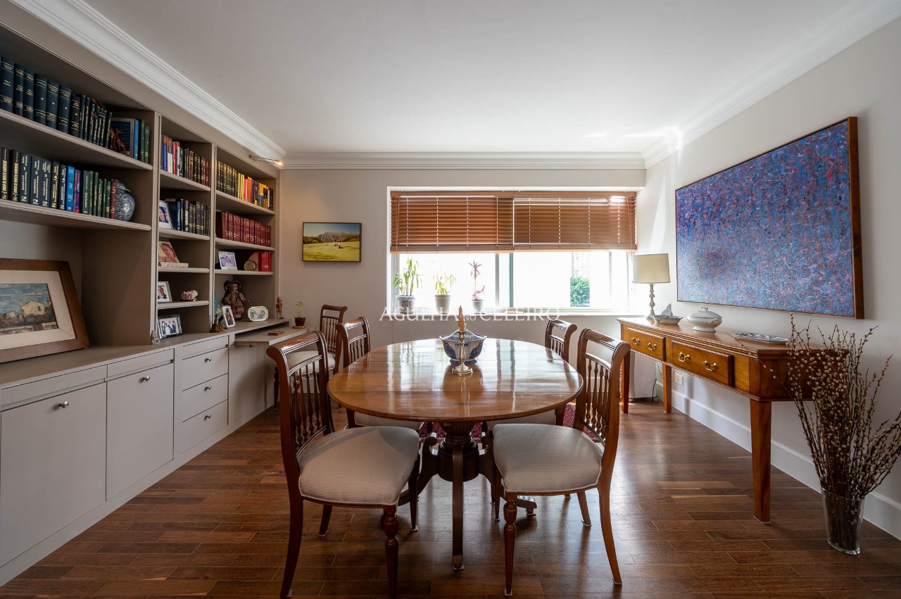 Apartamento reformado na Vila Nova Conceição – 22663