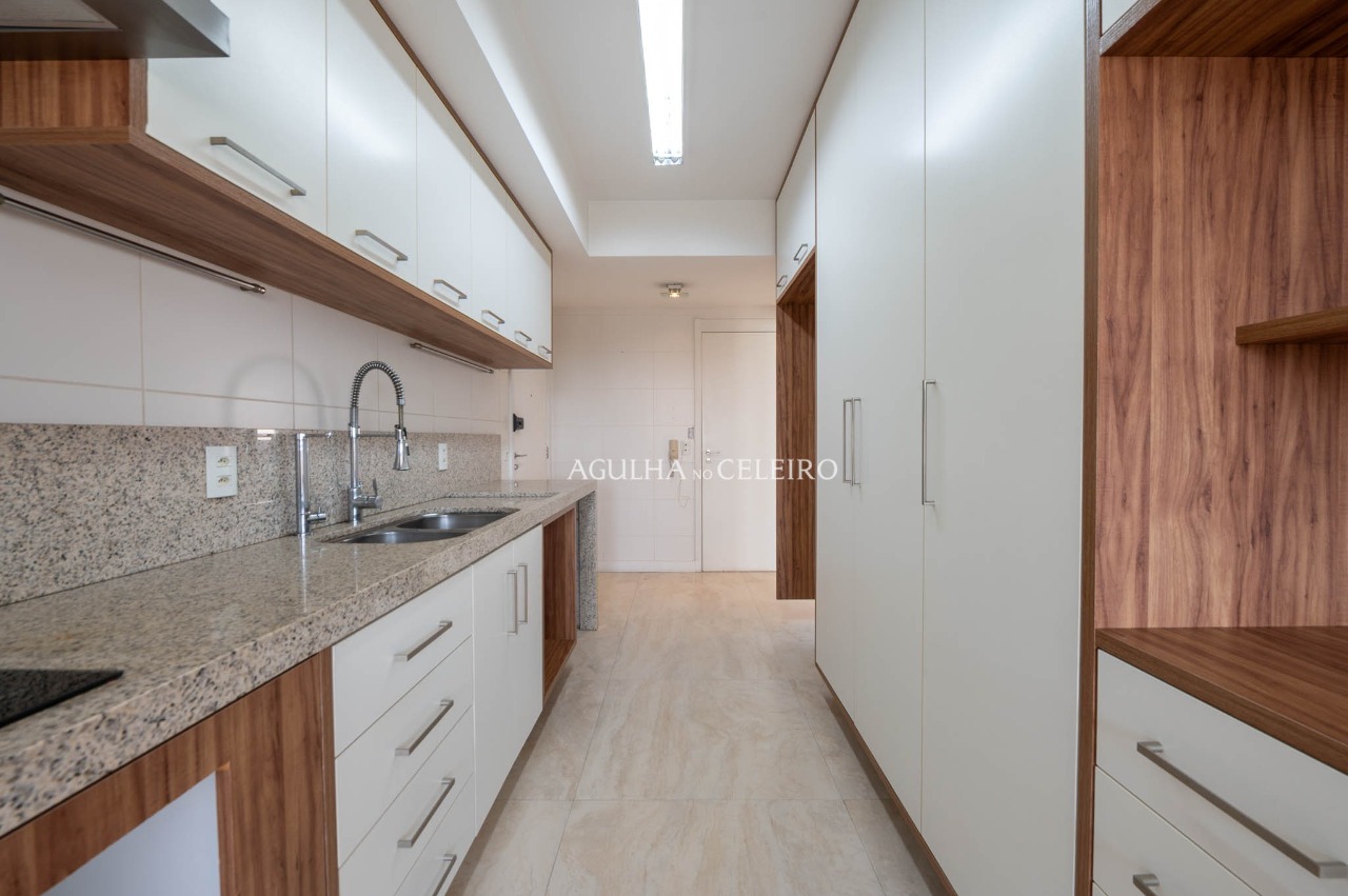 Apartamento reformado à venda na Vila Mariana. – 22705