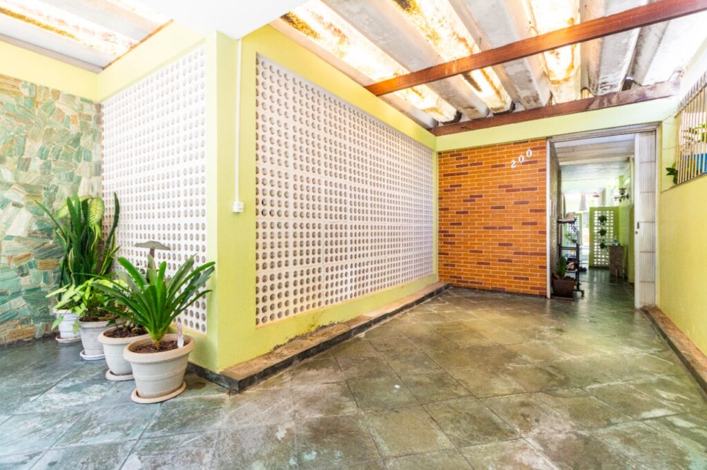 Casa muito bem localizada à venda em Pinheiros – 11999