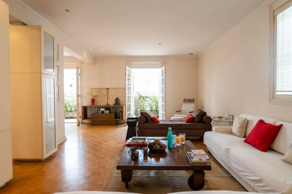 Apartamento com muita luz natural à venda no Jardim América – 17189